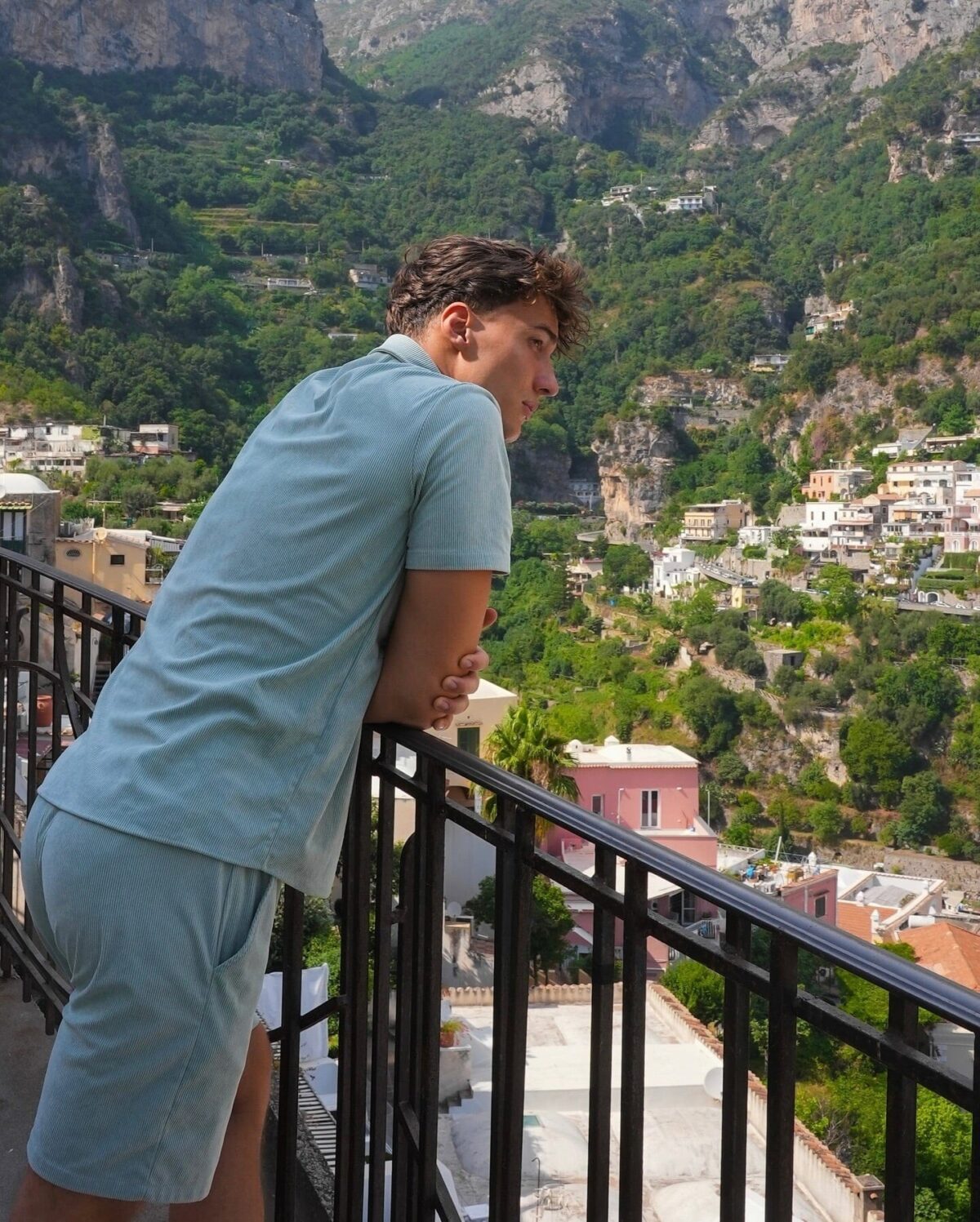 Exclusive Pack: Elegant Shirt + Free Shorts - Image 9